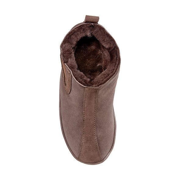 Visoki krzneni copati z gumjastim podplatom v temno rjavi barvi