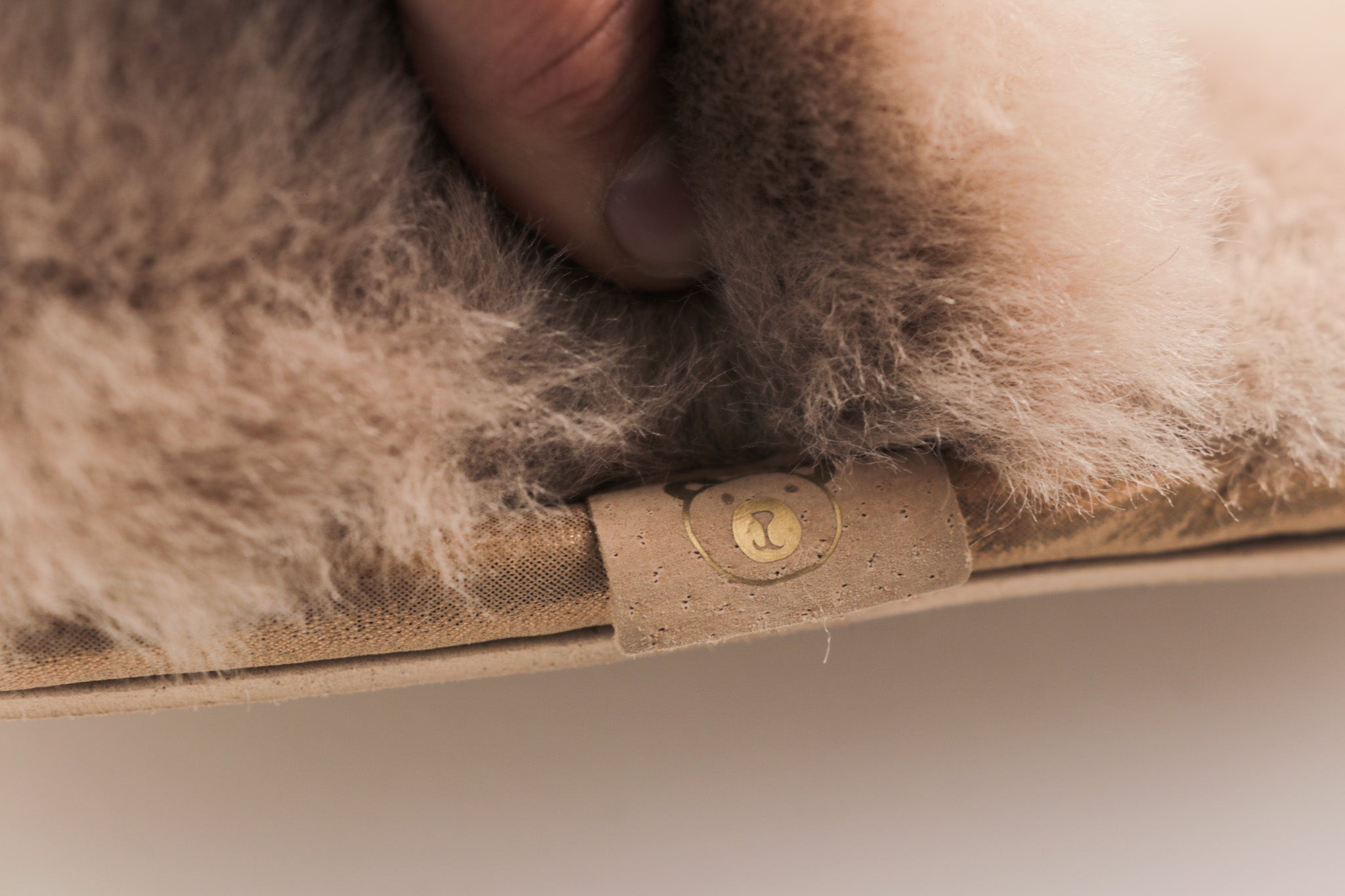 Odprti merino krzneni copati