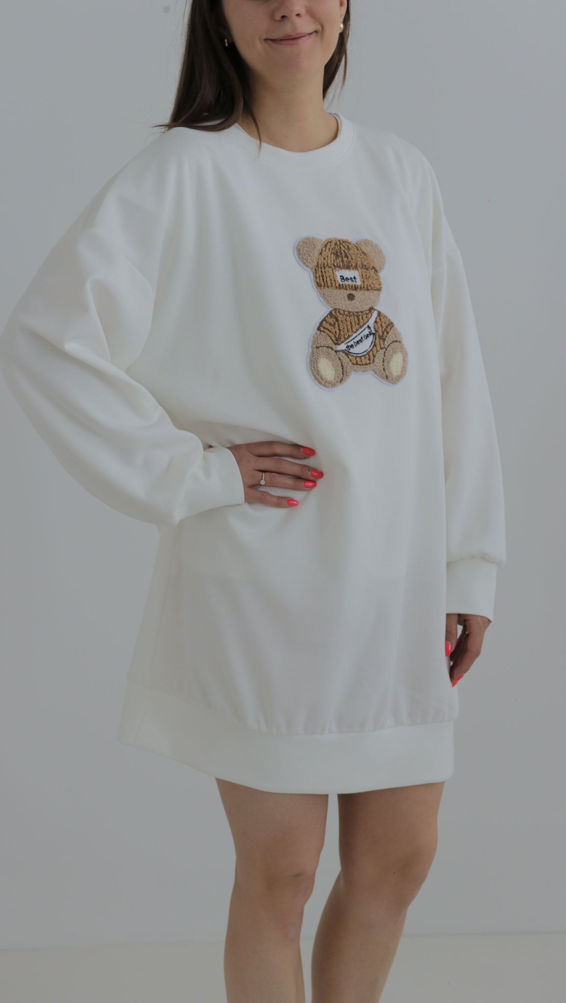 Oversize pulover z medvedkom