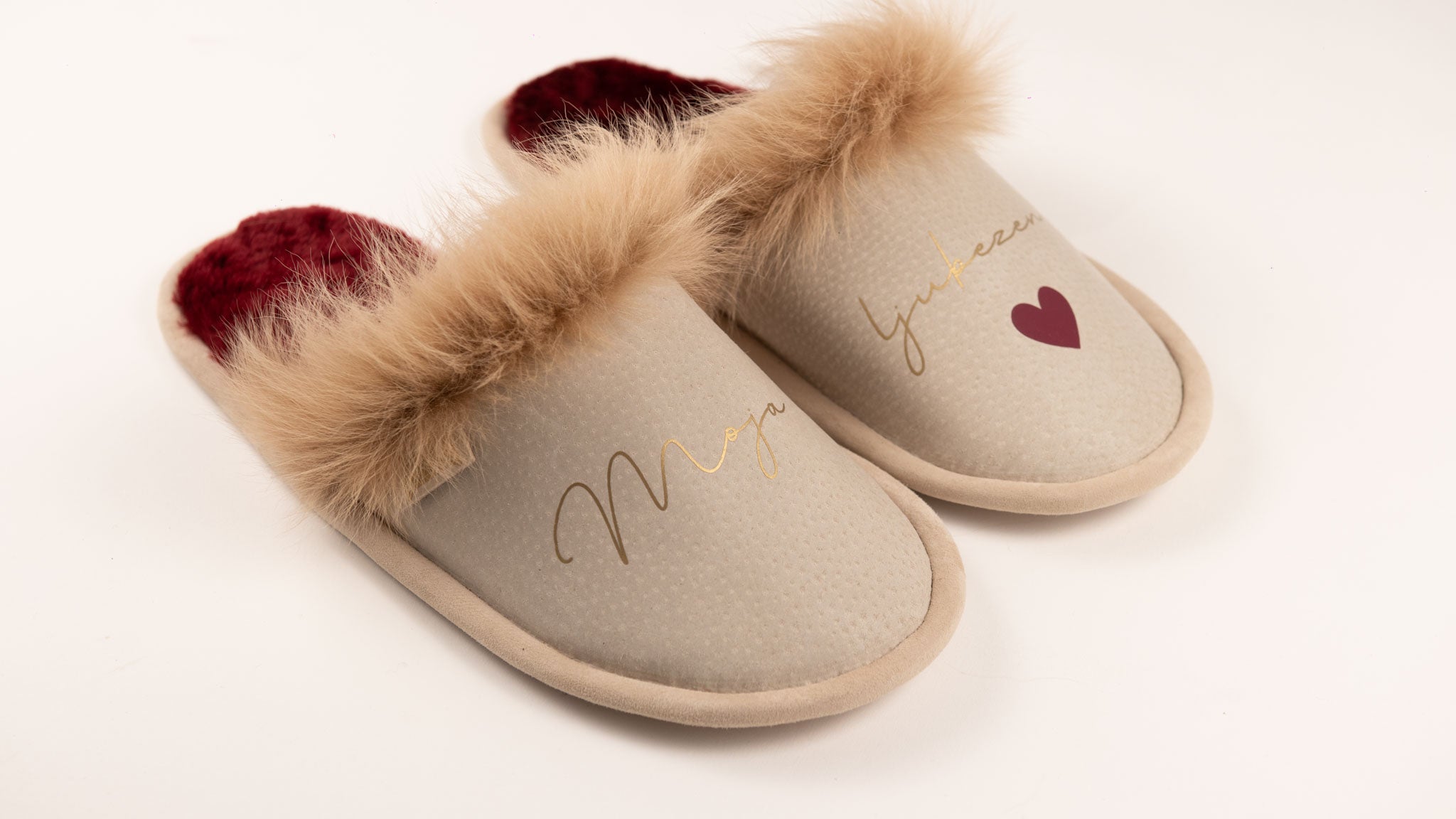 Krzneni copati z napisom Moja ljubezen
