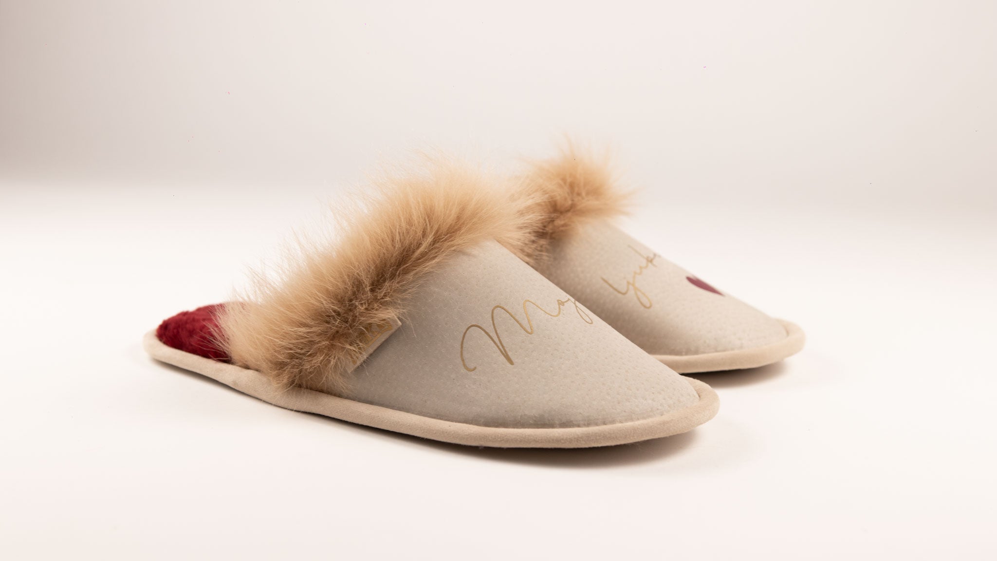 Krzneni copati z napisom Moja ljubezen