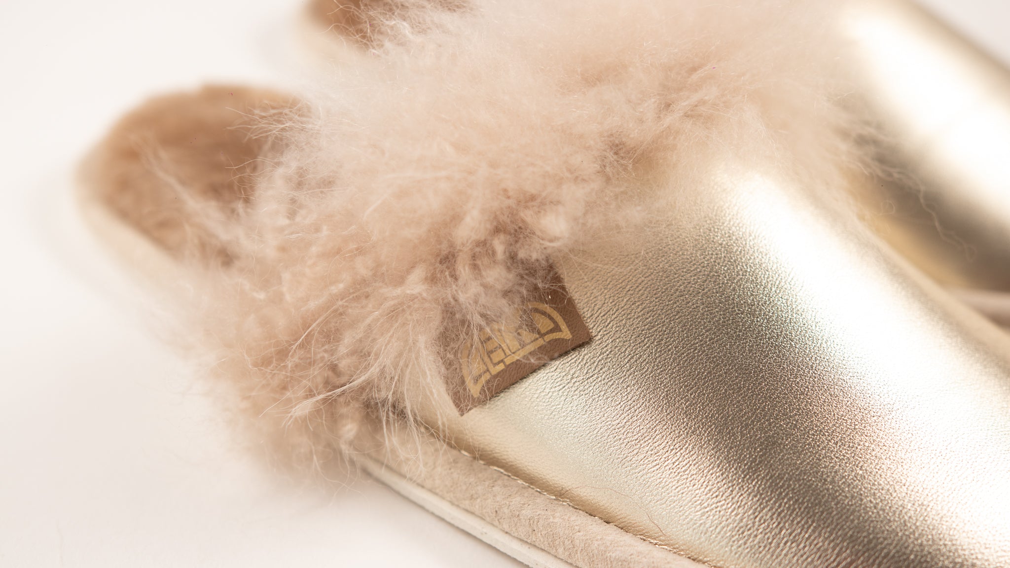 Unikatna krznena kolekcija - Zlata