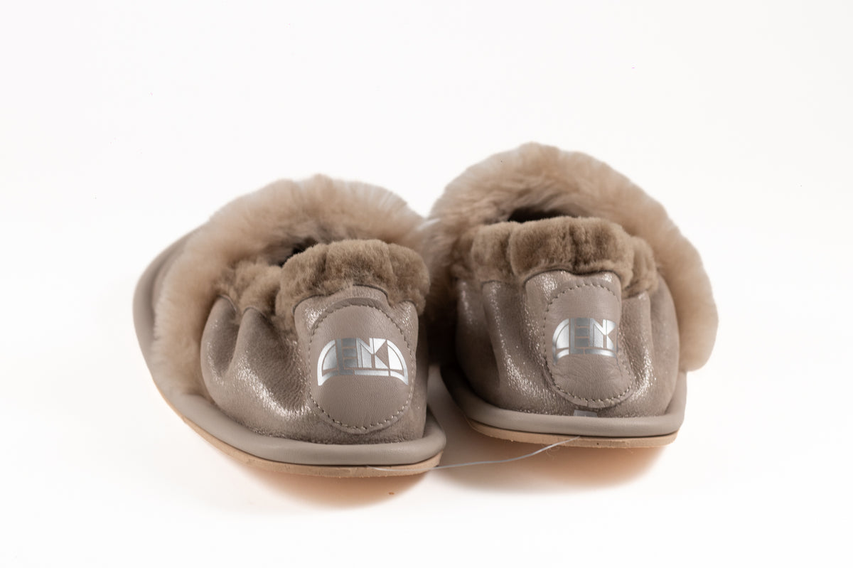 Poluvisoki krznene papuče s kožnim potplatom - GOLD